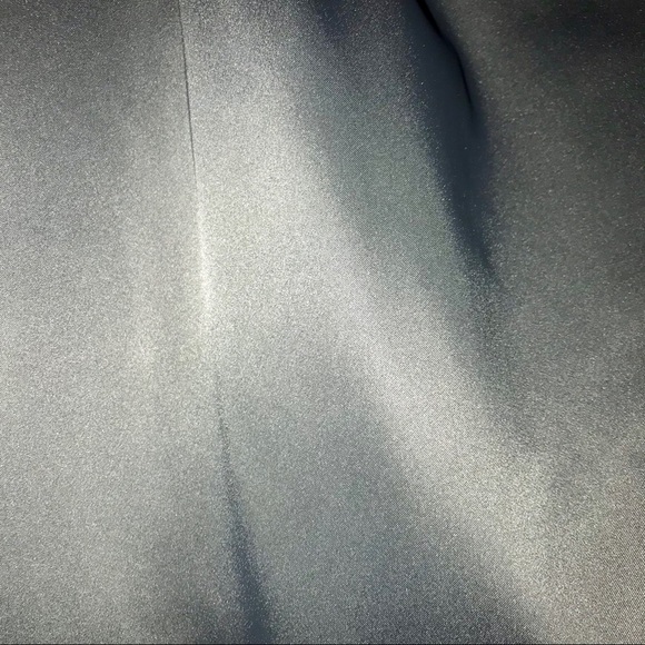 Convertible Lil Black Skirt w detachable feathers - Picture 8 of 8